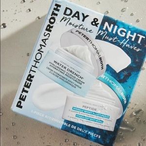 Peter Thomas Roth Day & Night Moisture Must-Haves 2-Piece Kit